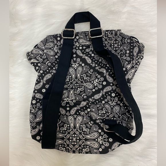 PINK Victoria’s Secret cinch sack mini backpack - Picture 4 of 5